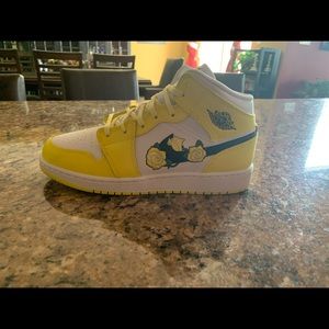 Dynamic yellow air Jordan 1